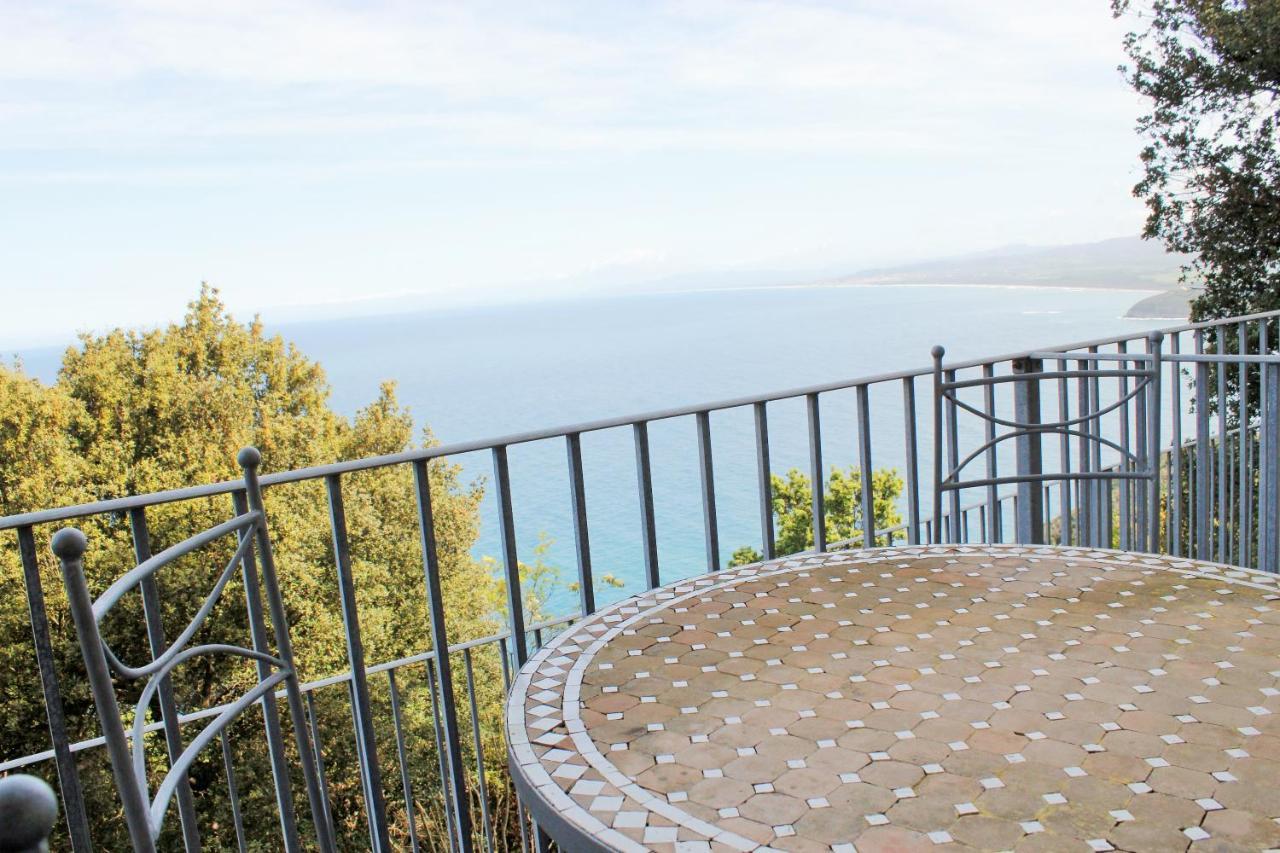Castello Di Populonia Villa A Mare Экстерьер фото
