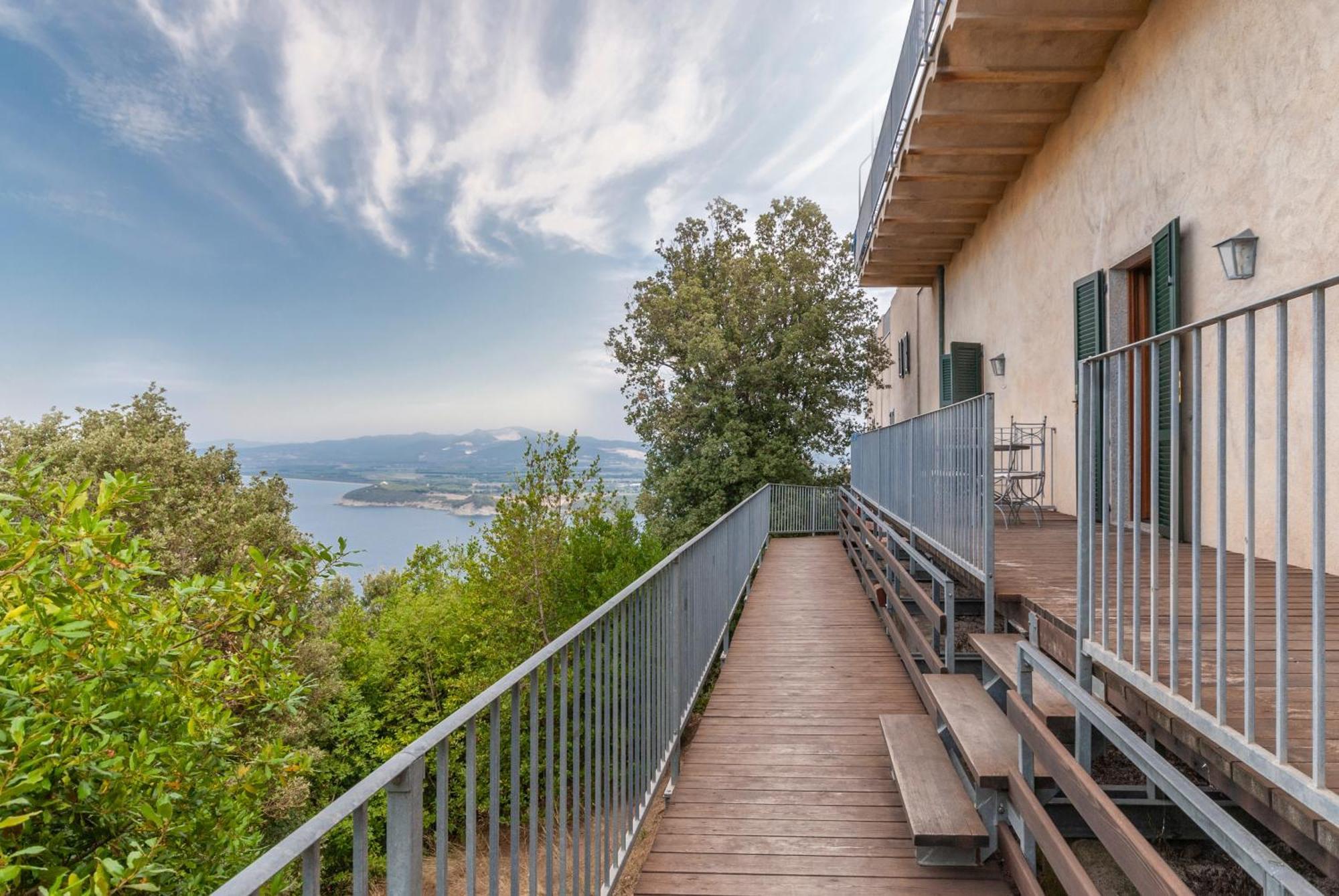 Castello Di Populonia Villa A Mare Экстерьер фото