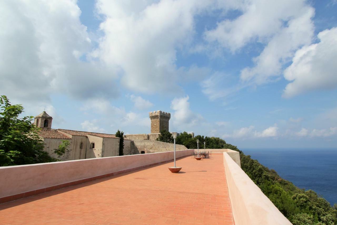 Castello Di Populonia Villa A Mare Экстерьер фото